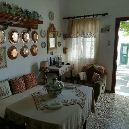 Διαμέρισμα Manu's House *